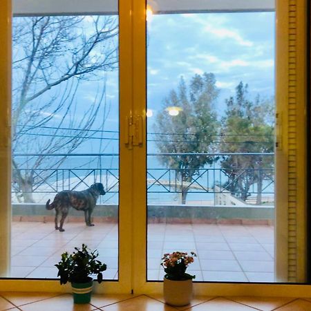 Вилла Chloe'S Sunrise Beach House Афины Экстерьер фото