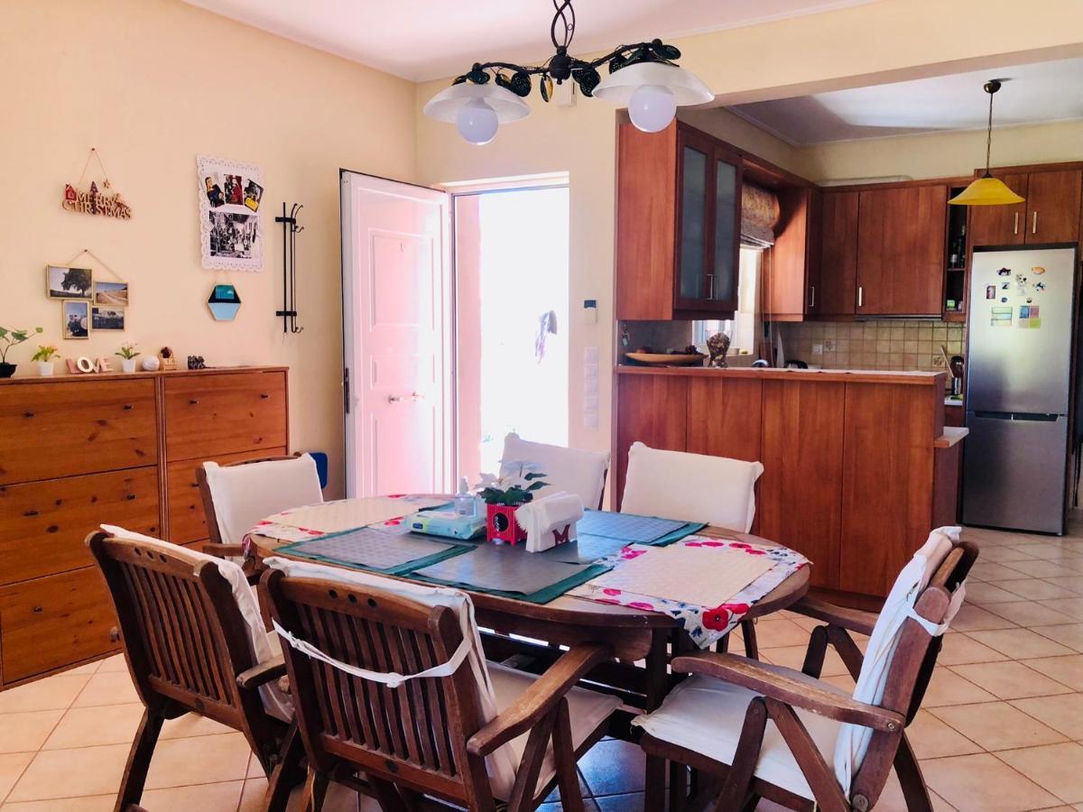 Вилла Chloe'S Sunrise Beach House Афины Экстерьер фото